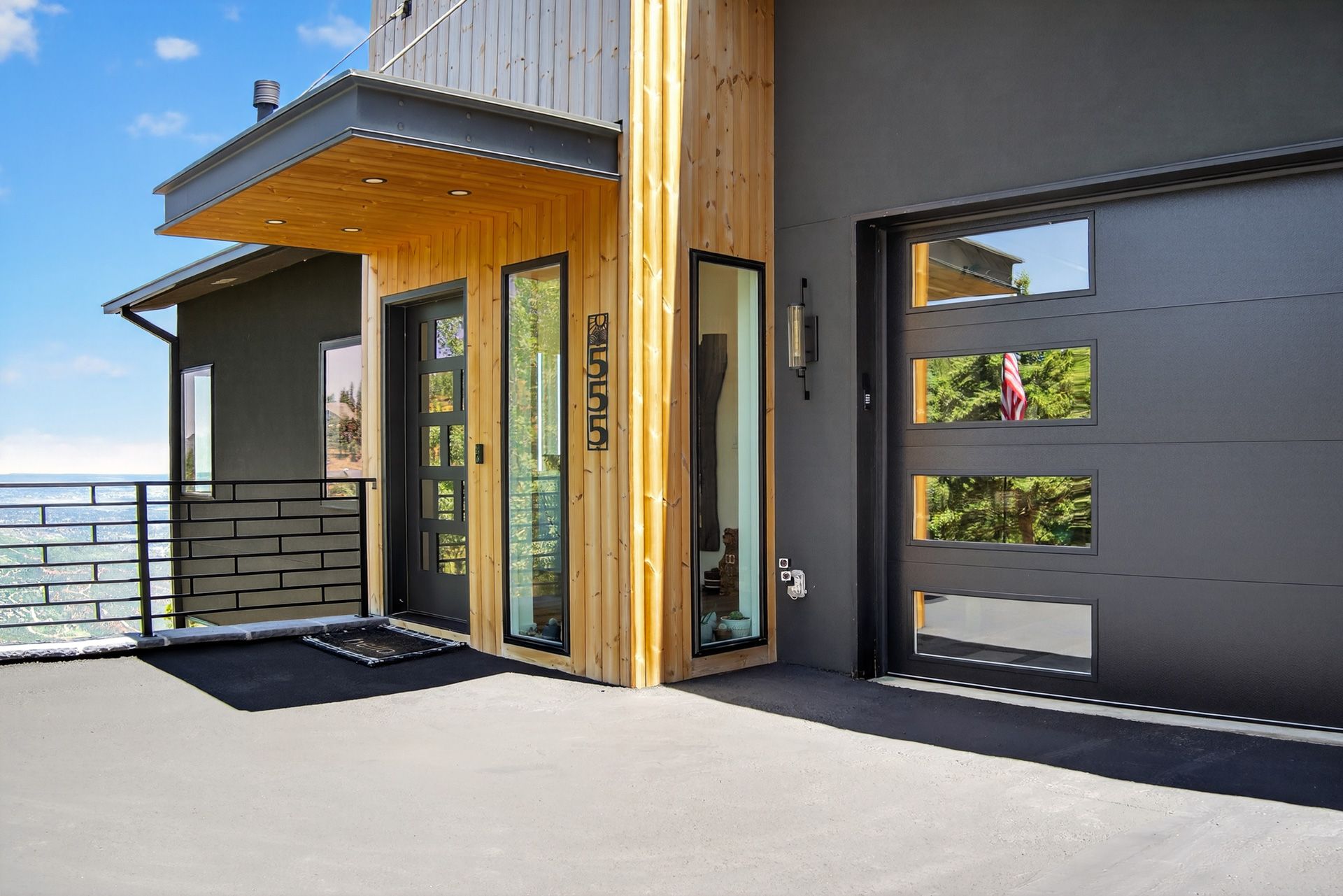 Palace Homes project — Mountainside custom home