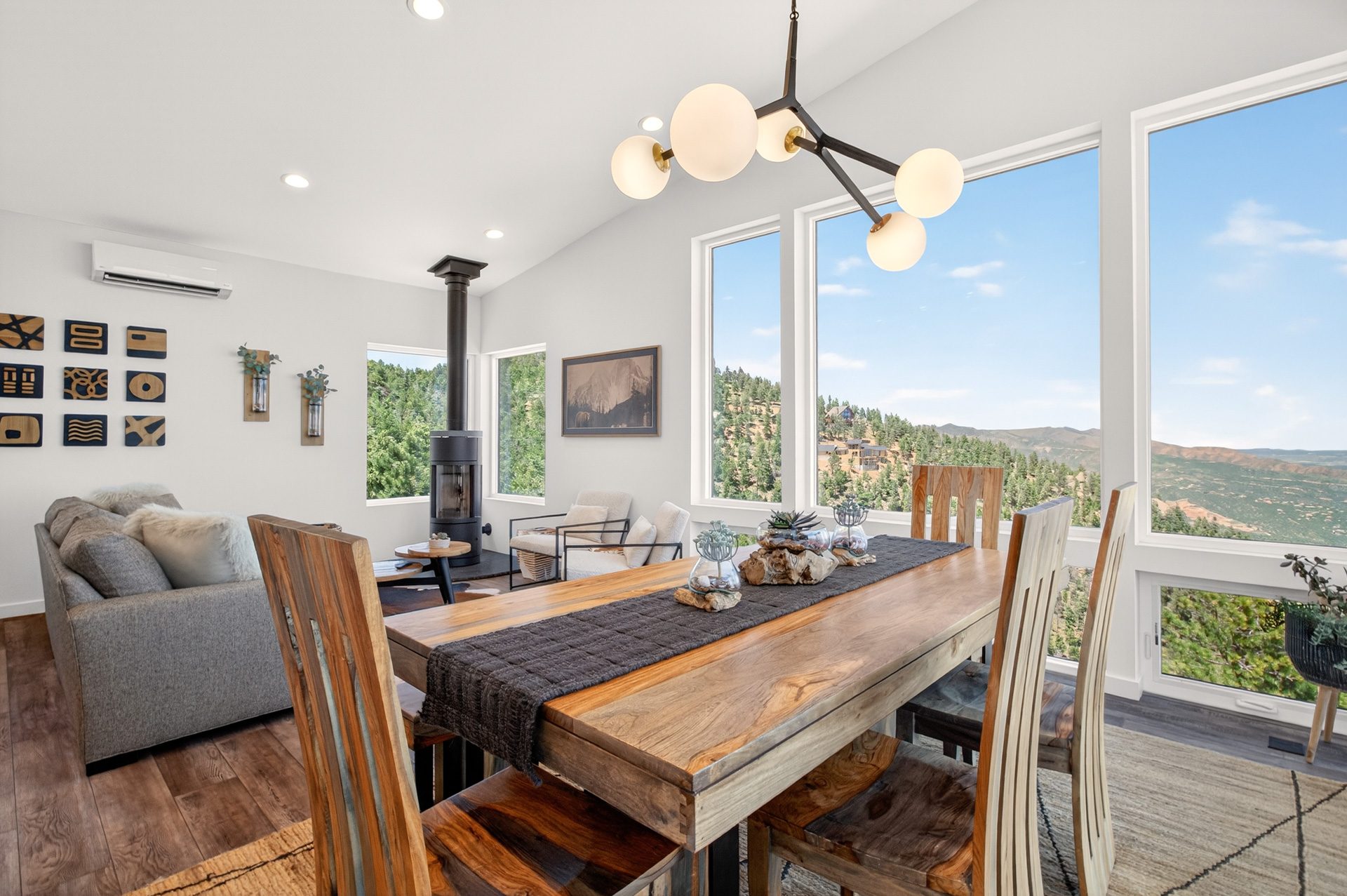 555 Sunrise Peak Road — photo 8